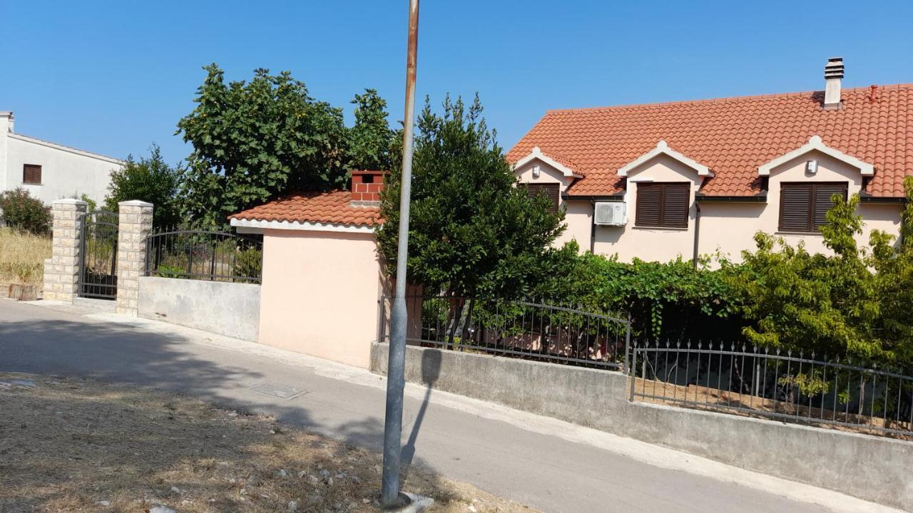 Apartmani A.Teskera Trogir Eksteriør bilde
