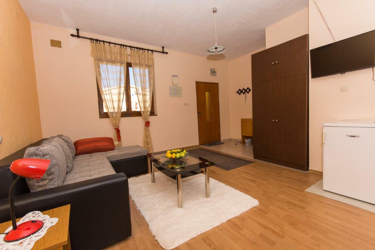 Apartmani A.Teskera Trogir Eksteriør bilde