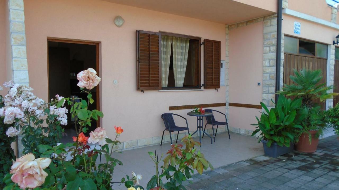 Apartmani A.Teskera Trogir Eksteriør bilde