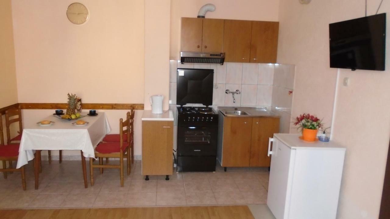 Apartmani A.Teskera Trogir Eksteriør bilde